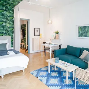 New, Cozy In The Heart Of Apartamento